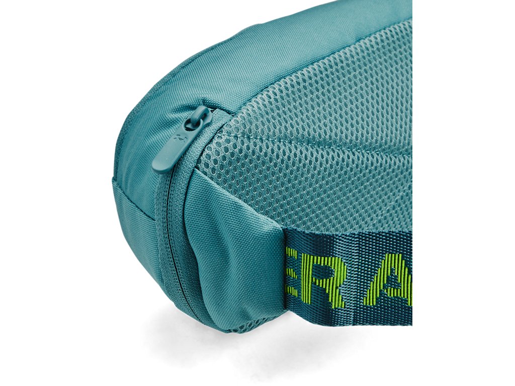 Under Armour Unisex Flex Waist Bag - Water and Stain Resistant