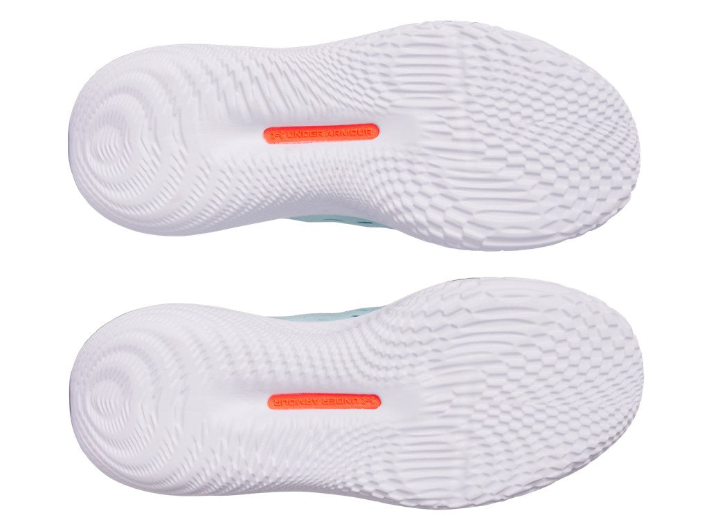 Under Armour Women's UA Breakthru 5 UAA Basketball Shoes - Enhanced Court Feel and Grip