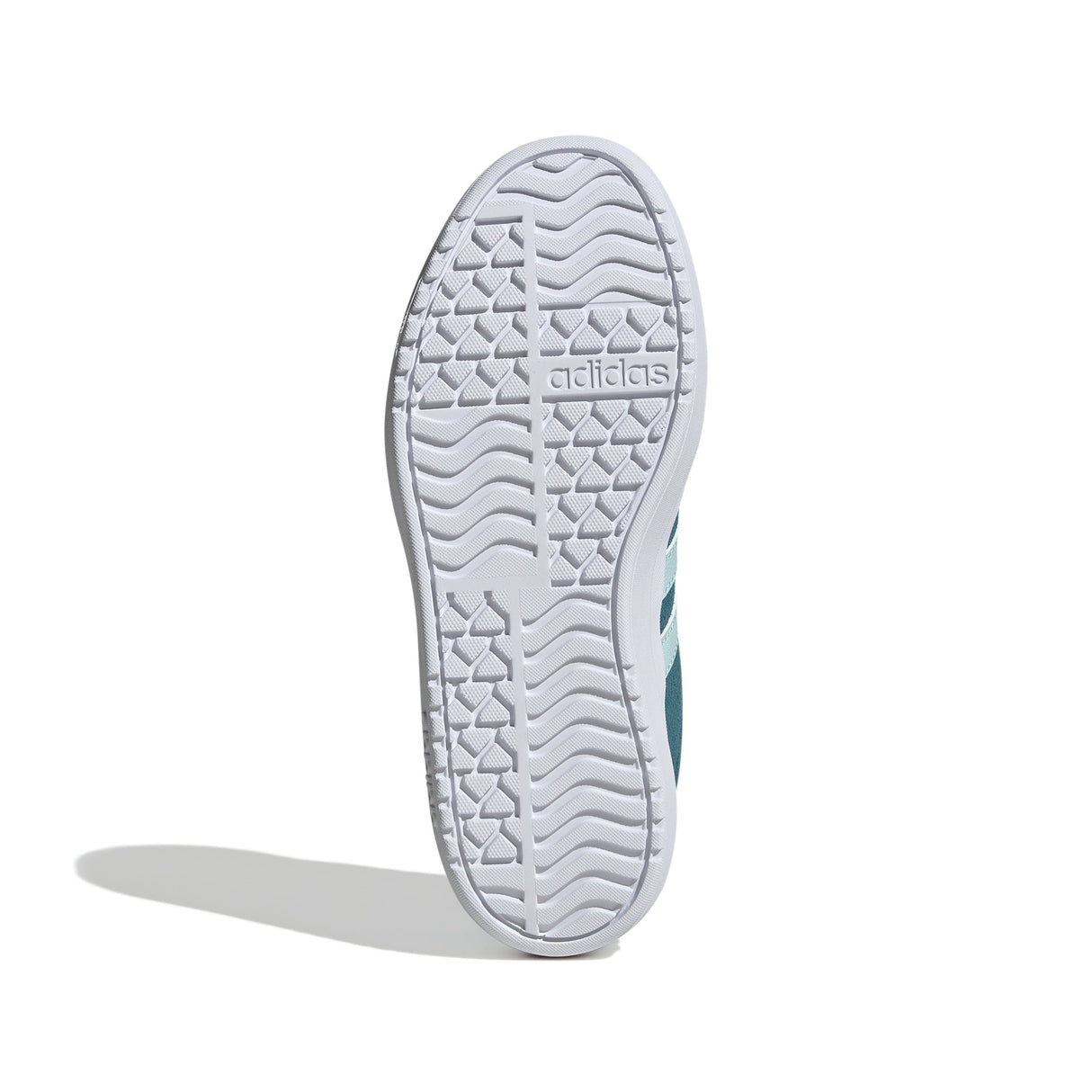 adidas VL Court Bold Juniors Shoes – Skate-Inspired Style with Comfort and Grip