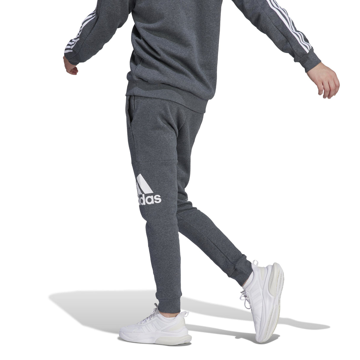 adidas Essentials Male Fleece Tapered Cuff Big Logo Pants