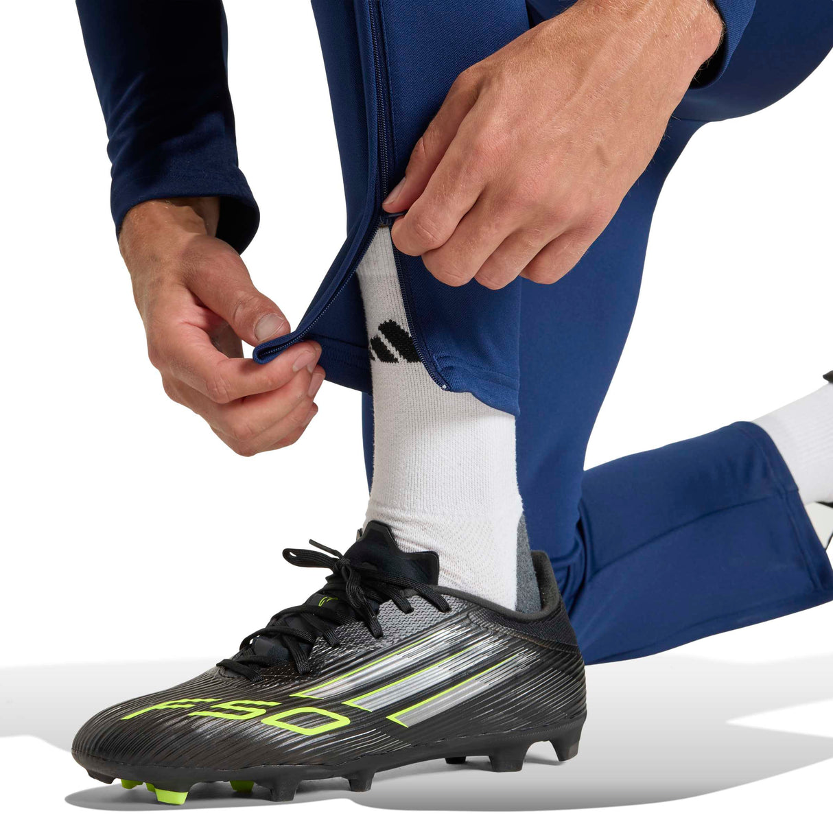 adidas Mens Entrada 26 Tracksuit Pants – ClimaCool Breathability for Soccer