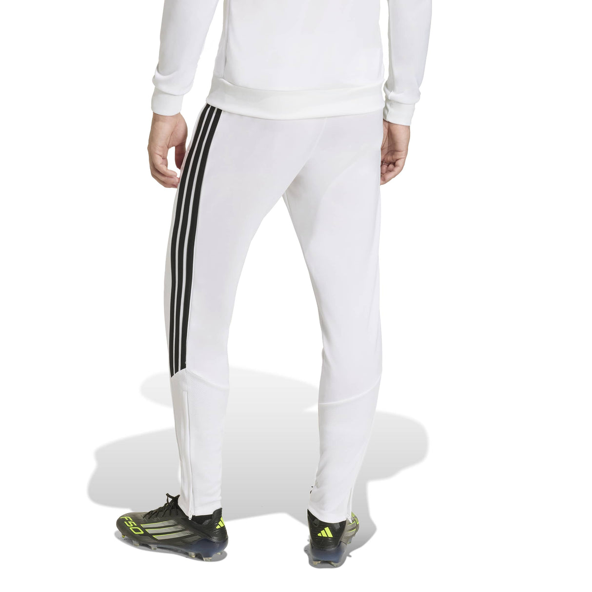 adidas Men's Tiro 26 League Soccer Pants - Breathable Comfort for the Pitch