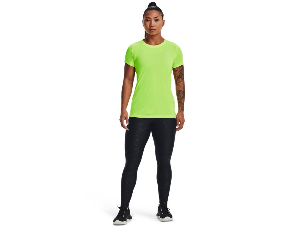 Under Armour Unisex Tech Apparel - Chest Measurement Feature