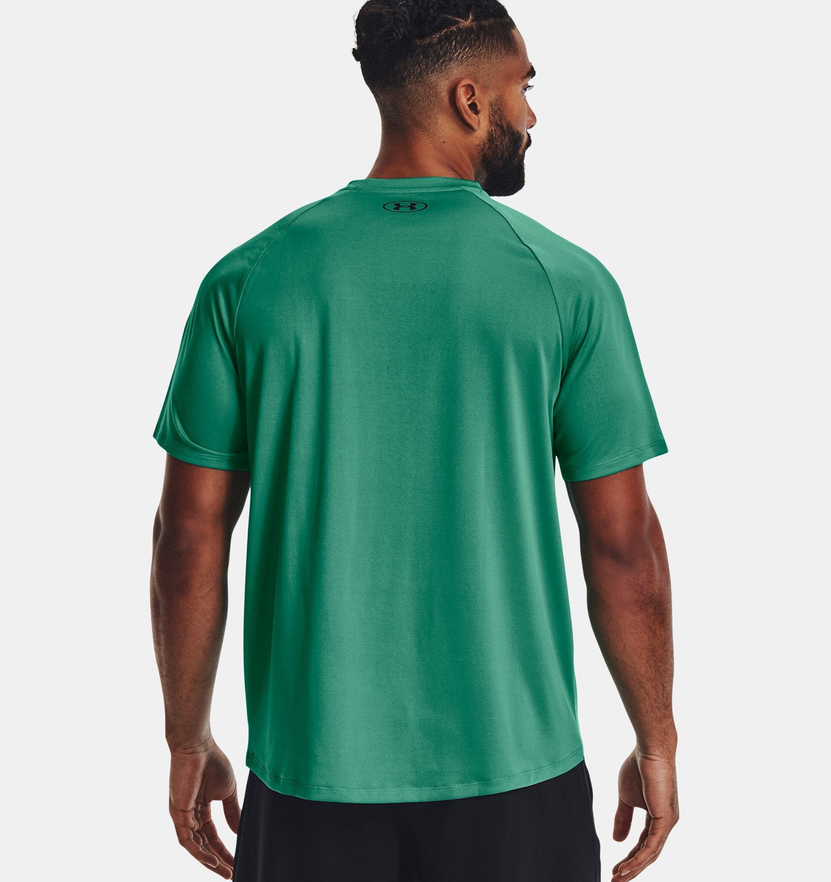 Under Armour Mens UA Tech V-Neck Short Sleeve Shirt - Quick-Drying