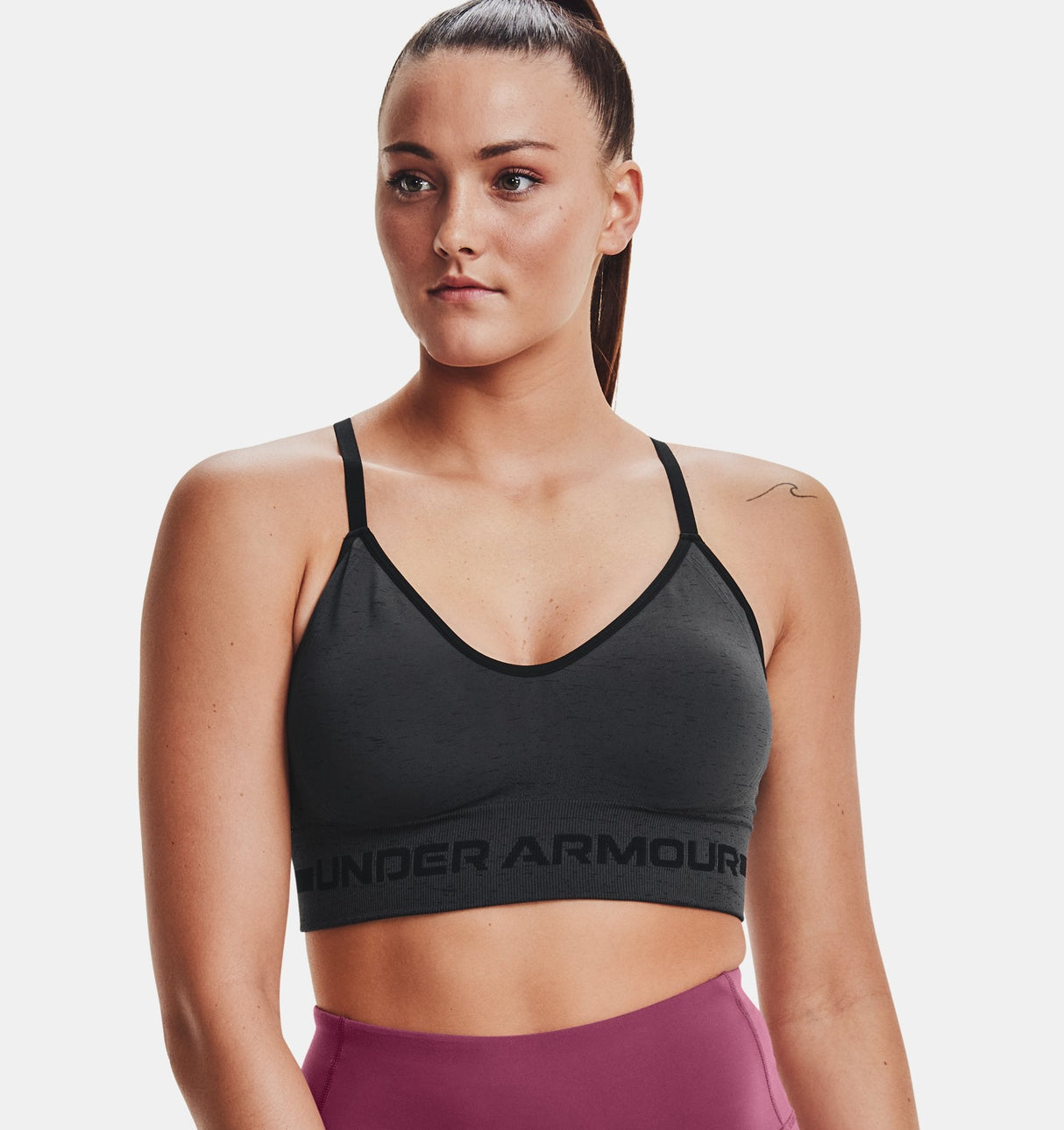 Under Armour Womens Seamless Low Long Heather Sports Bra - Adjustable Cross Back Design
