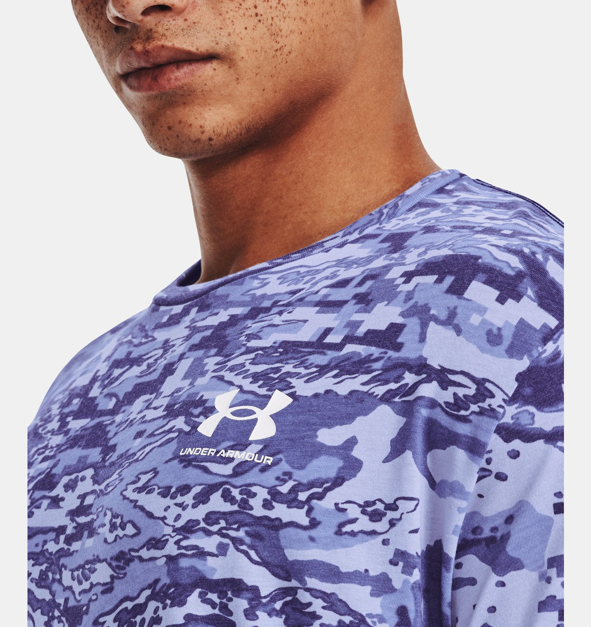Under Armour Mens ABC Camo Short Sleeve T-Shirt - Quick-Drying Comfort