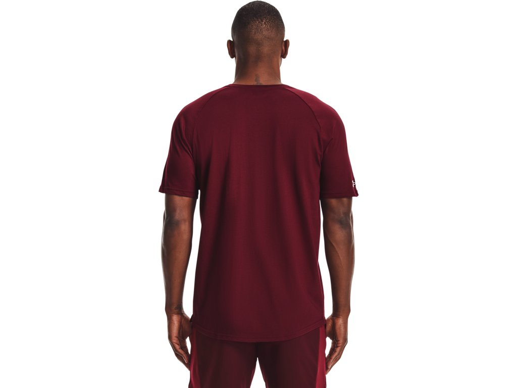 Under Armour Mens Athletics T-Shirt - Quick-Drying Comfort