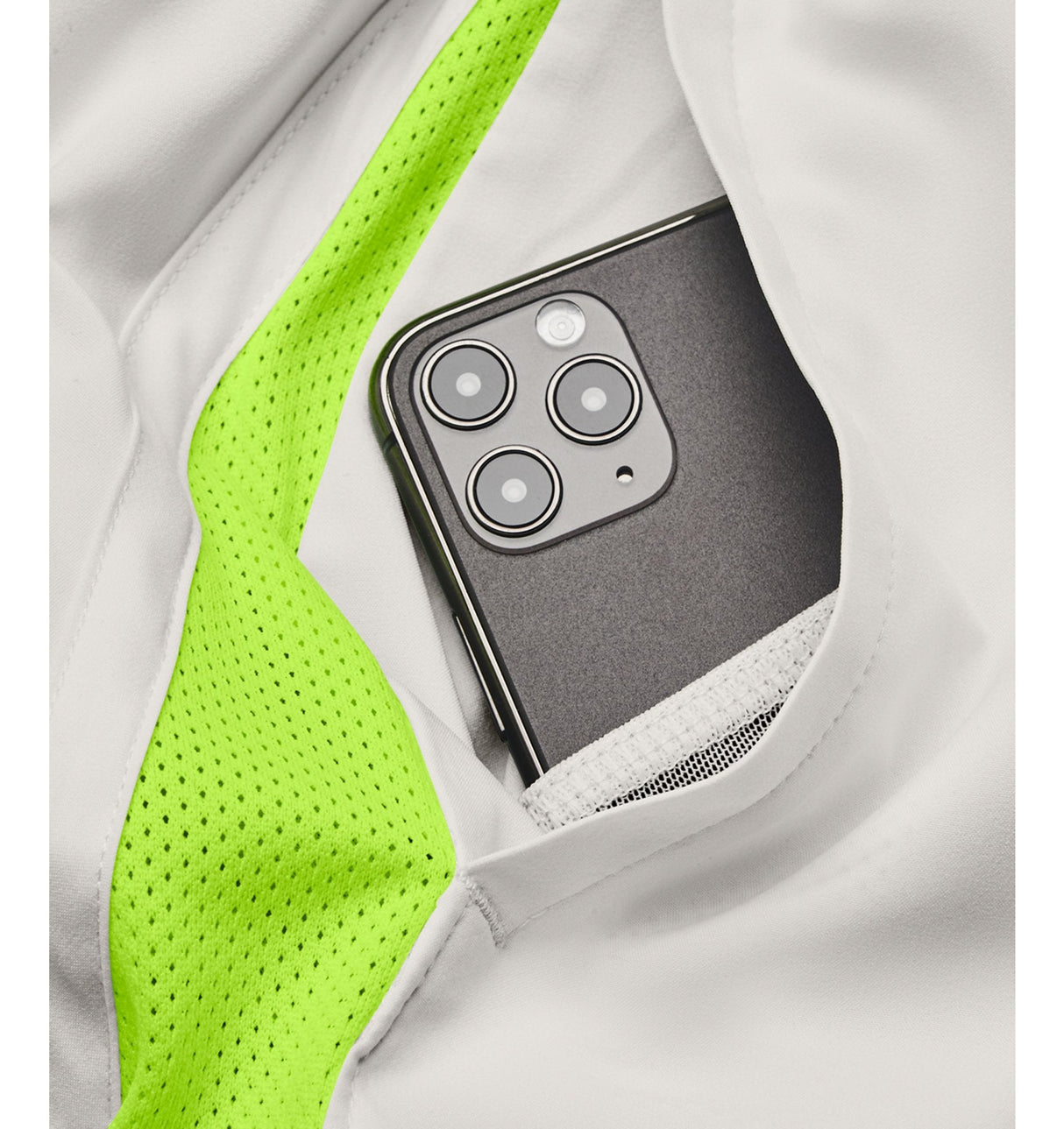 Under Armour Mens UA Launch Run 7in Shorts - Ultra-Light and Stretch-Woven Fabric
