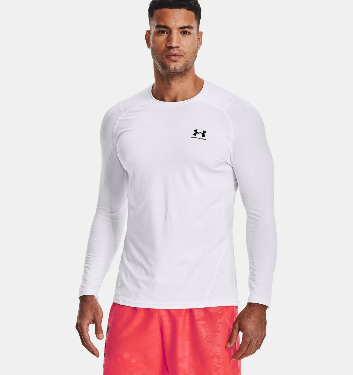 Under Armour Mens HeatGear Fitted Long Sleeve Baselayer - Superior Sweat Wicking
