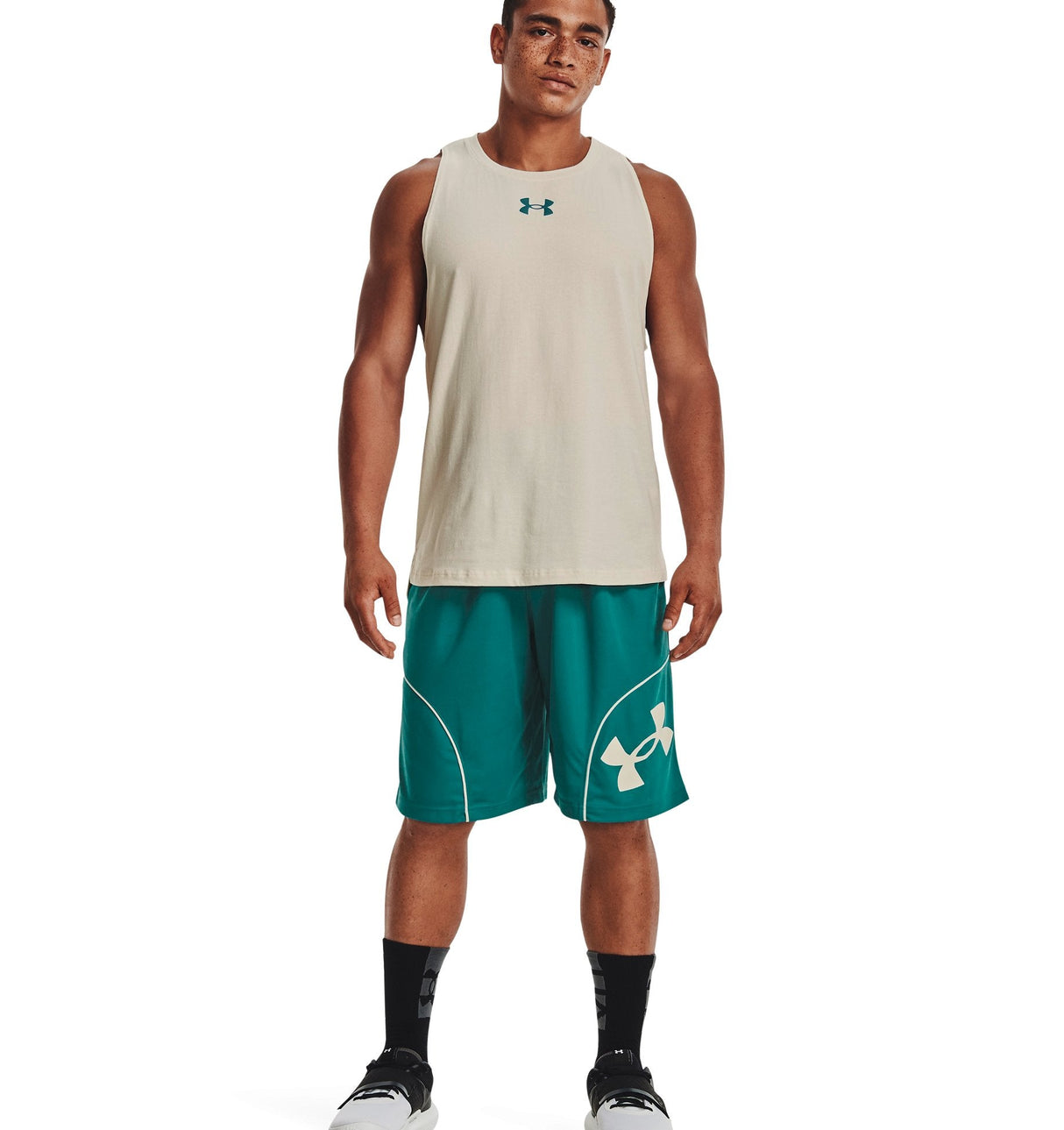 Under Armour Mens UA Zone Tank Apparel - 4-Way Stretch Material
