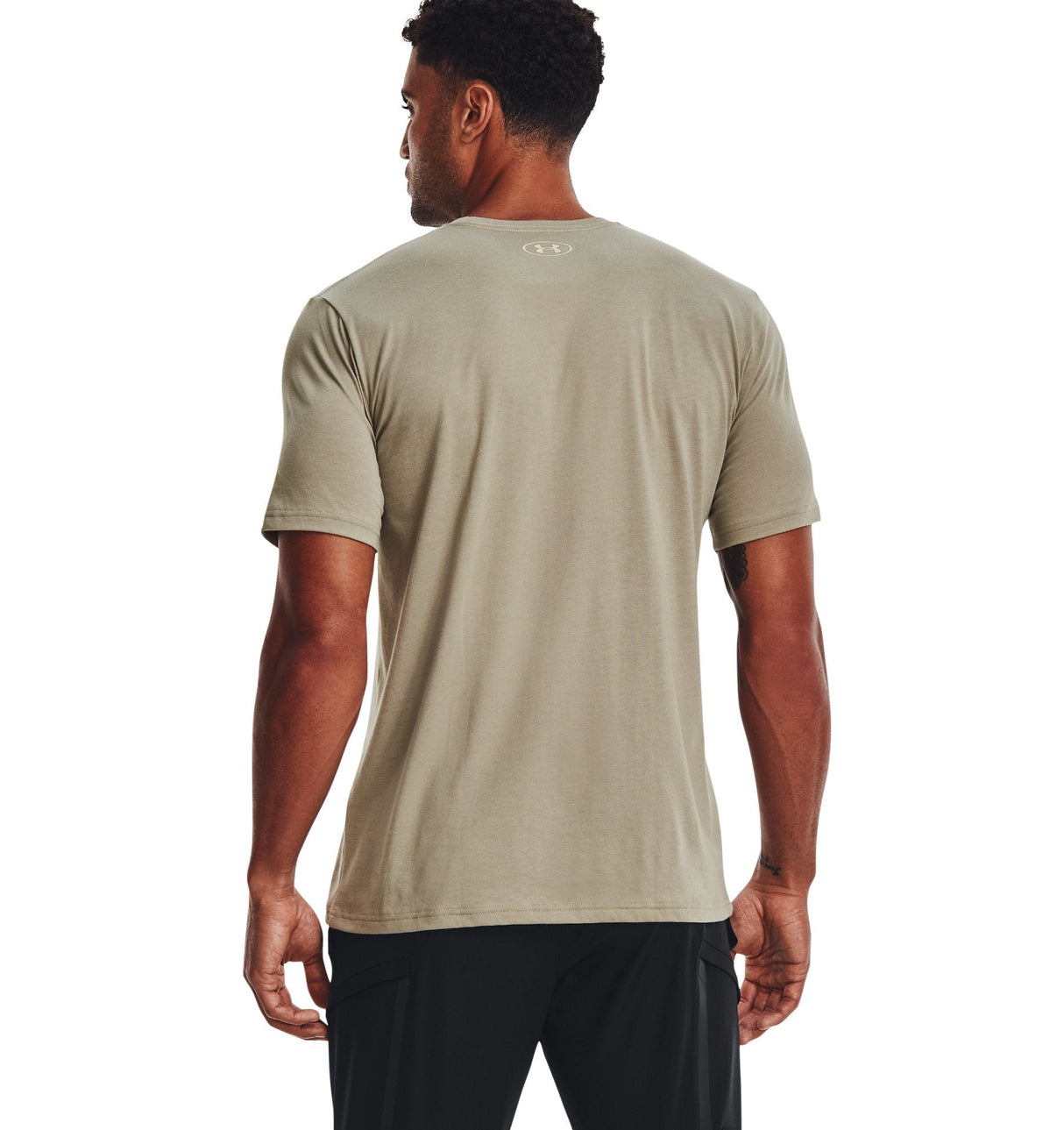 Under Armour Mens Stacked Logo Fill T-Shirt - Quick-Drying Comfort