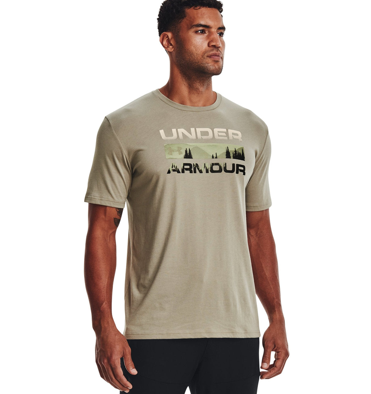 Under Armour Mens Stacked Logo Fill T-Shirt - Quick-Drying Comfort