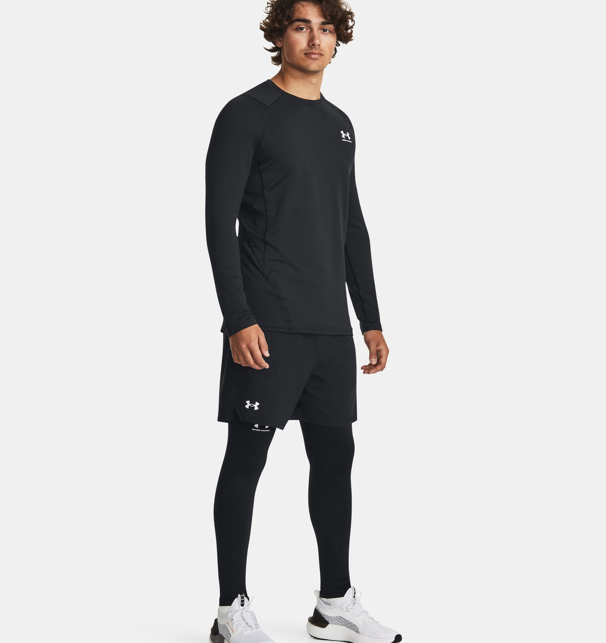Under Armour Mens ColdGear Fitted Crew Long Sleeve - Dual-Layer Warmth and Comfort