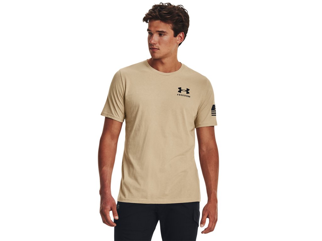 Under Armour Mens UA Freedom Banner T-Shirt - Quick-Drying Cotton Blend