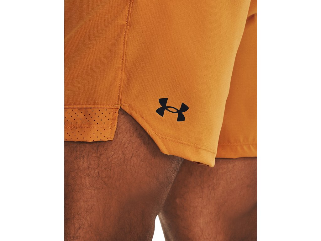 Under Armour Men's UA Vanish Woven 6" Shorts - Ultra-lightweight and Fast-drying