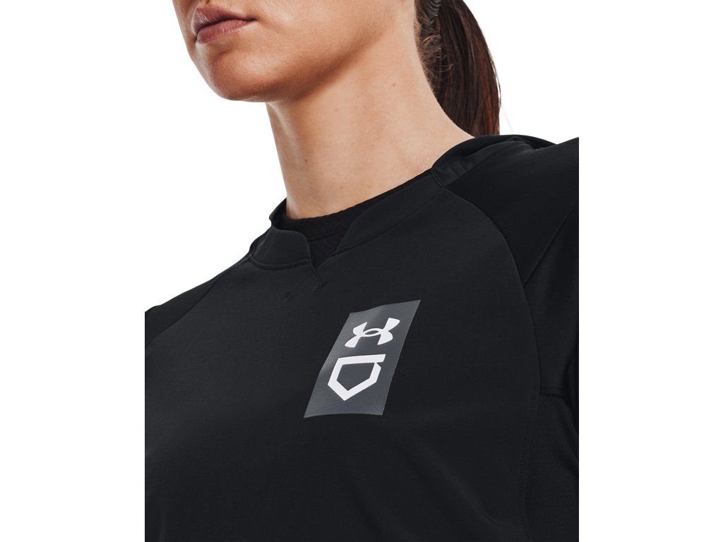 Under Armour Womens Softball Cage Jacket - Water Repellent and Breathable