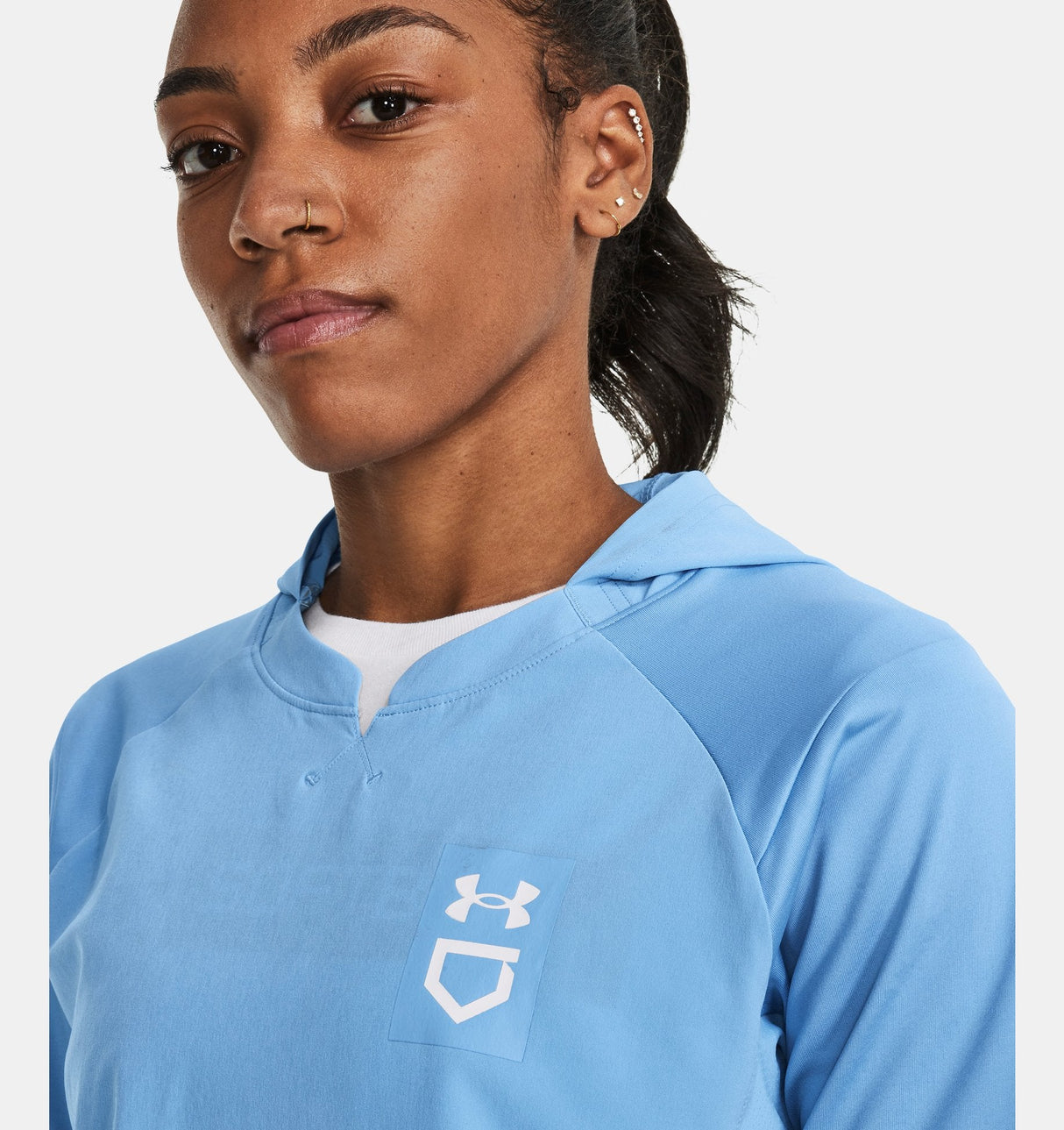 Under Armour Womens Softball Cage Jacket - Water Repellent and Breathable