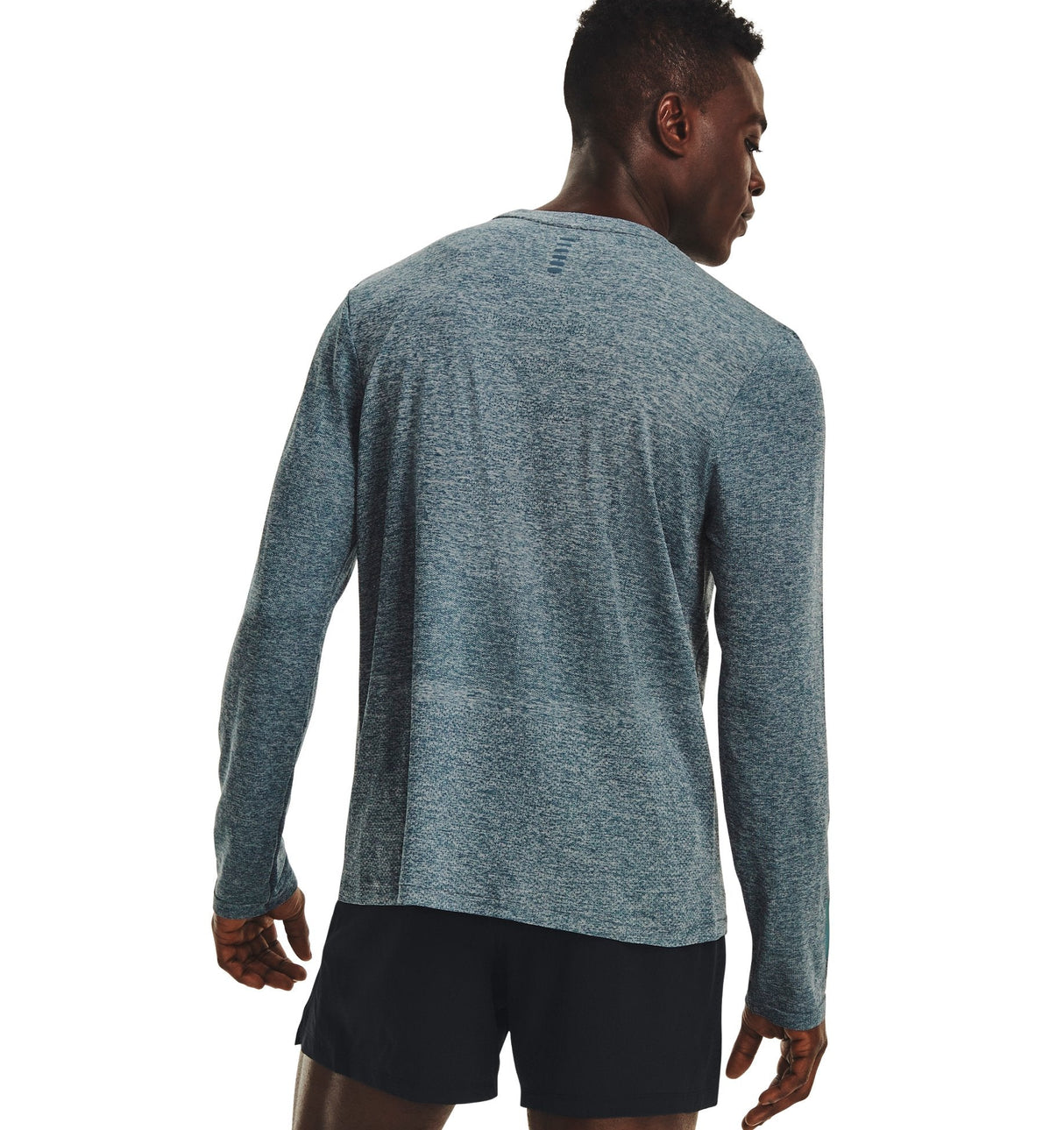 Under Armour Mens UA Seamless Stride Long Sleeve - Engineered Mesh Ventilation