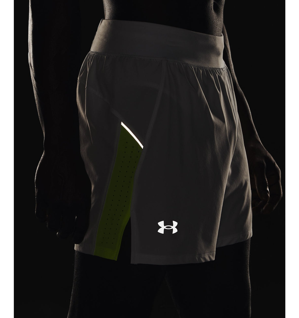 Under Armour Mens UA Launch Elite 5in Shorts - Ultra-Light and Stretch-Woven Fabric