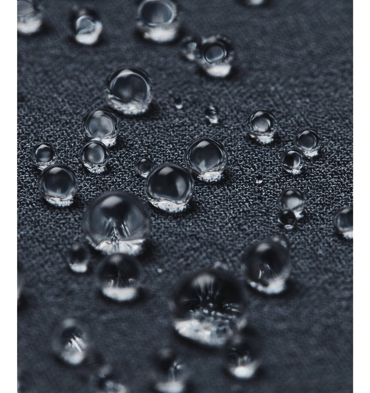 Under Armour Unisex OutRun The Storm Apparel - Super Water-Resistant