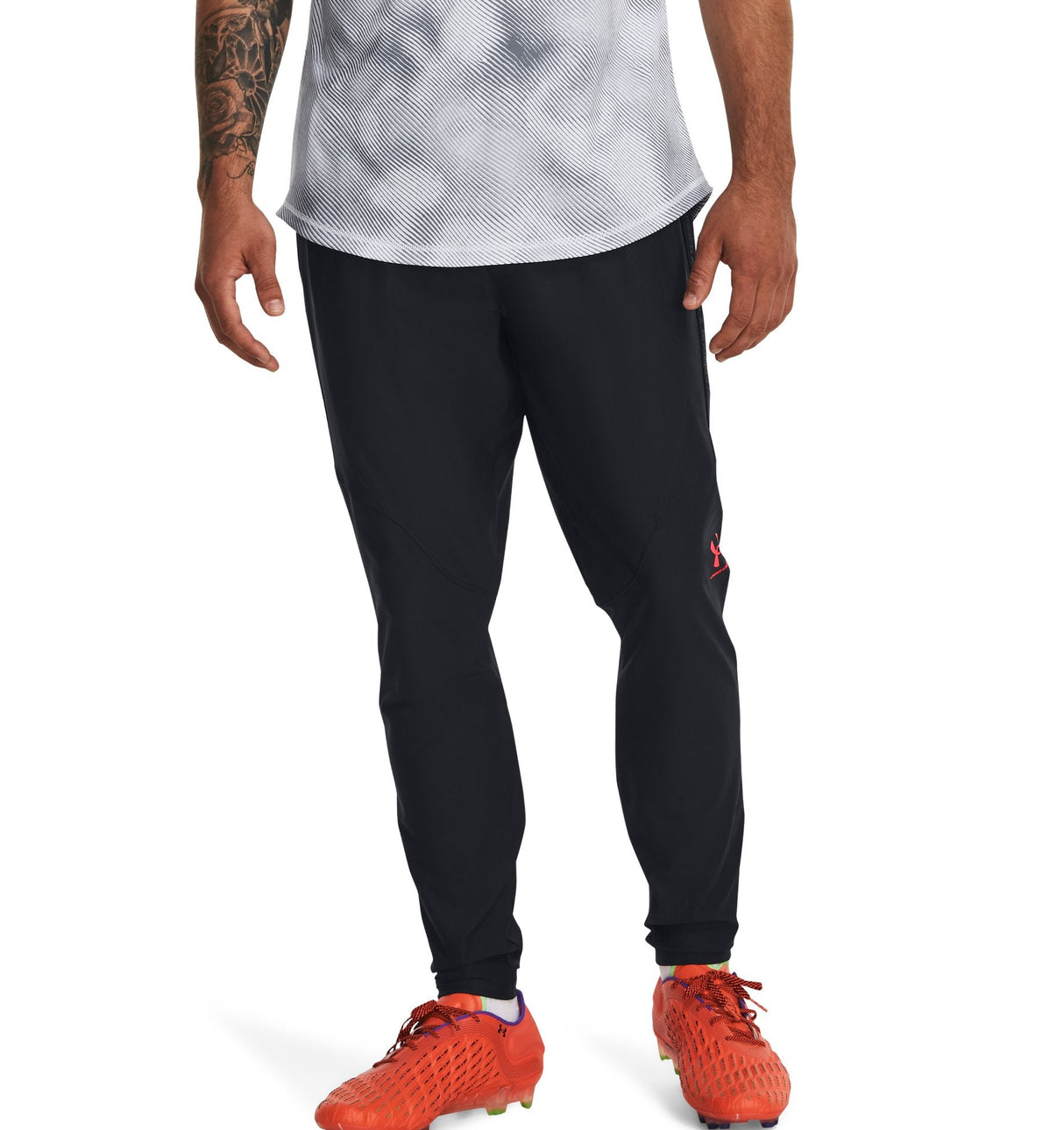 Under Armour Unisex Challenger Pro Apparel - Fast Drying with 4-Way Stretch Material