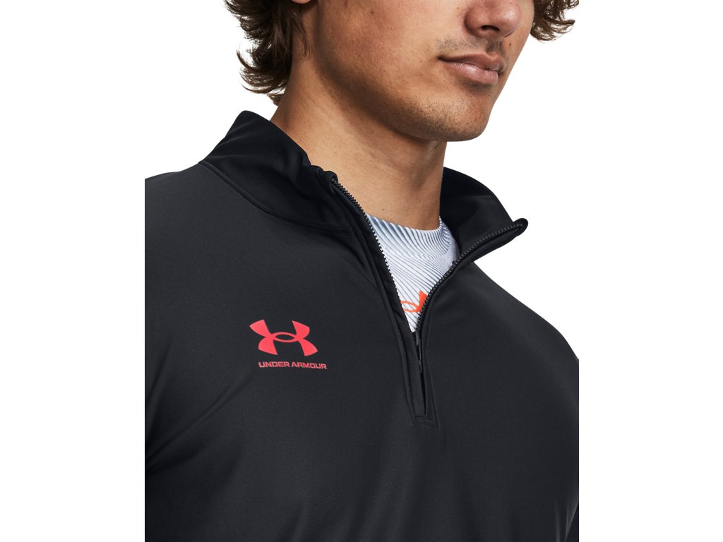 Under Armour Mens Challenger Pro Quarter Zip Apparel - Quick-Drying & Sweat-Wicking