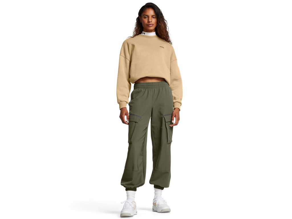 Under Armour Women's Icon Heavyweight Fleece Oversized Crew Apparel - Ultra-Soft Warmth