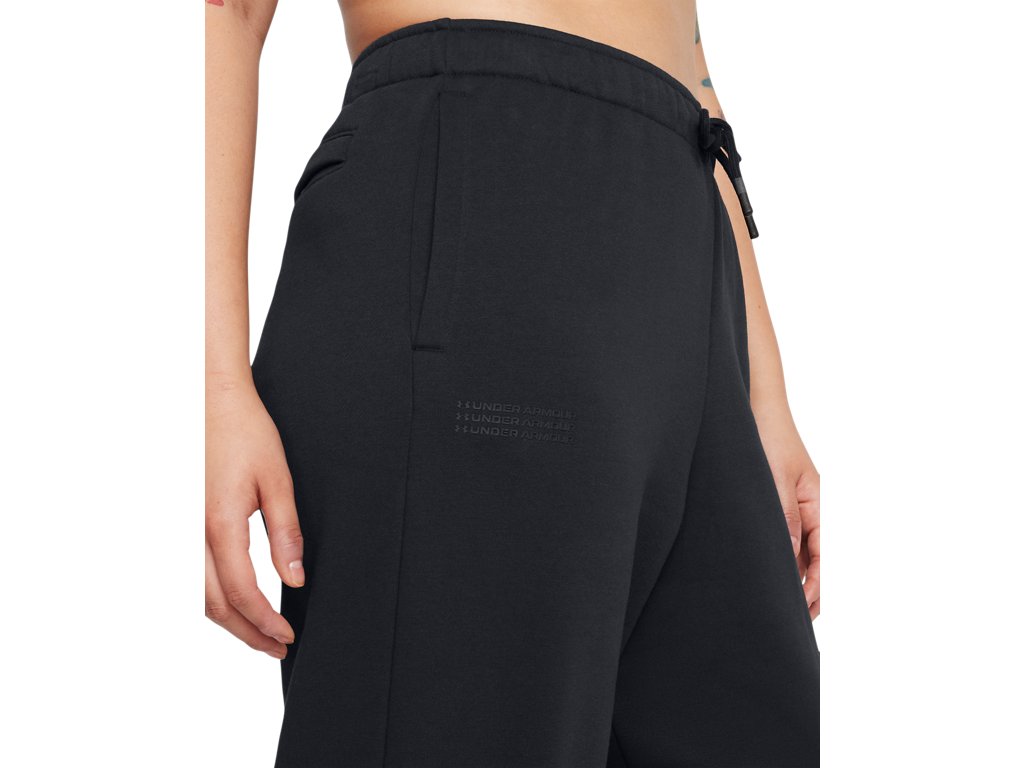 Under Armour Women's Icon Fleece Oversized Wordmark Pants - Ultra-Soft Mid-Weight Cotton-Blend Fleece