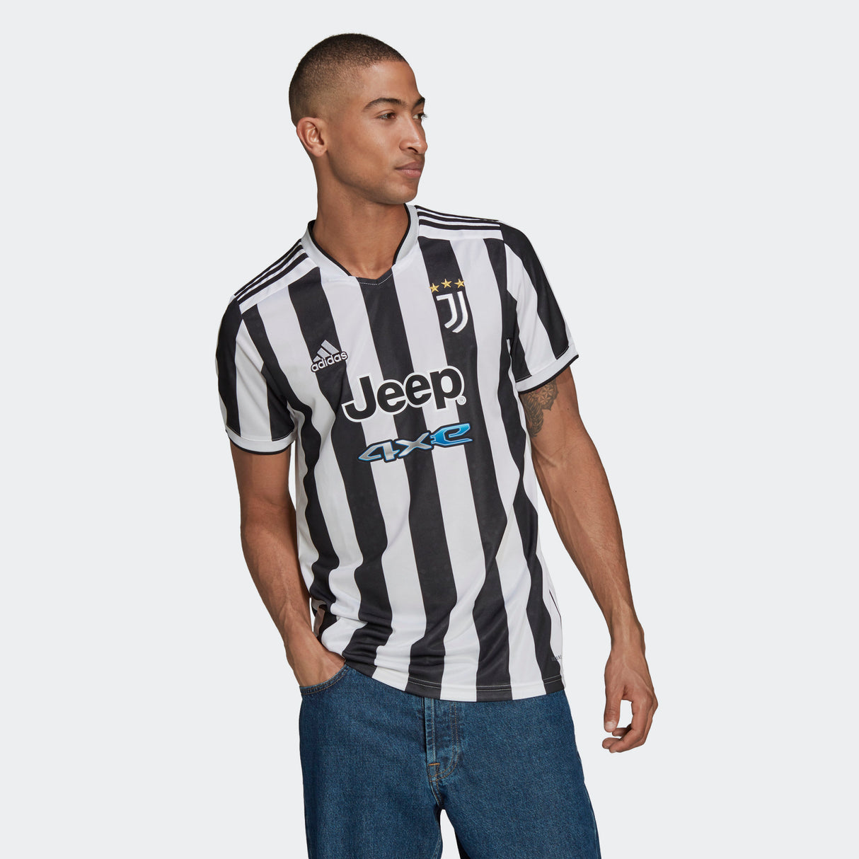 adidas 21-22 Juventus Home Jersey - Mens Soccer