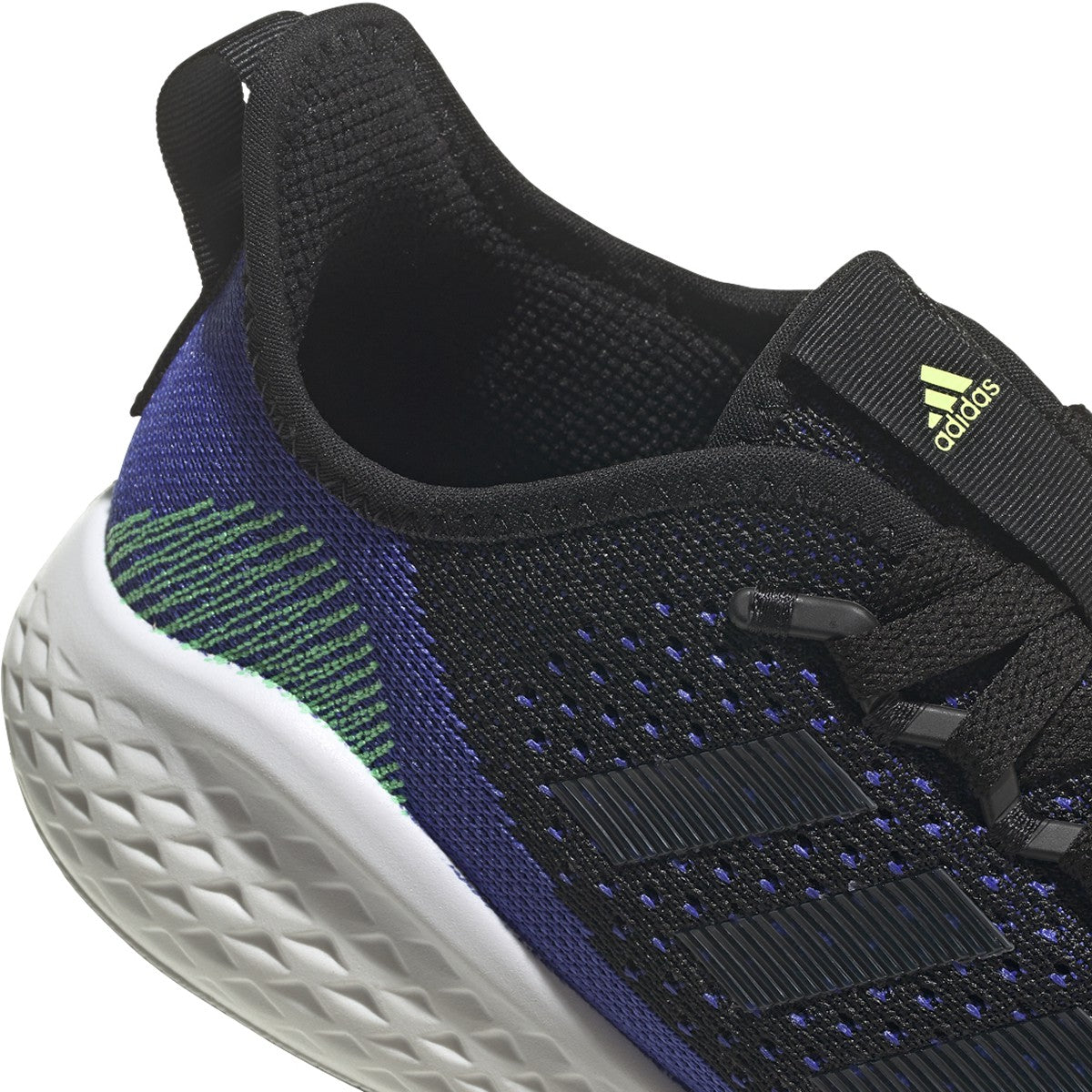 adidas Fluidflow 2.0 Mens Running Shoes in Black and Blue