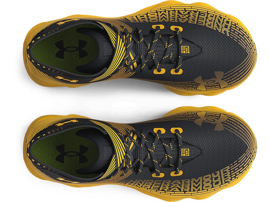 Under Armour Boys Highlight Franchise Jr. Football Cleats - Aggressive Traction