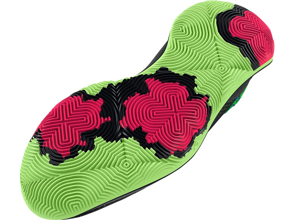 Under Armour Unisex UA Spawn 4 Printed Basketball Shoes - Lightweight with Maximum Breathability