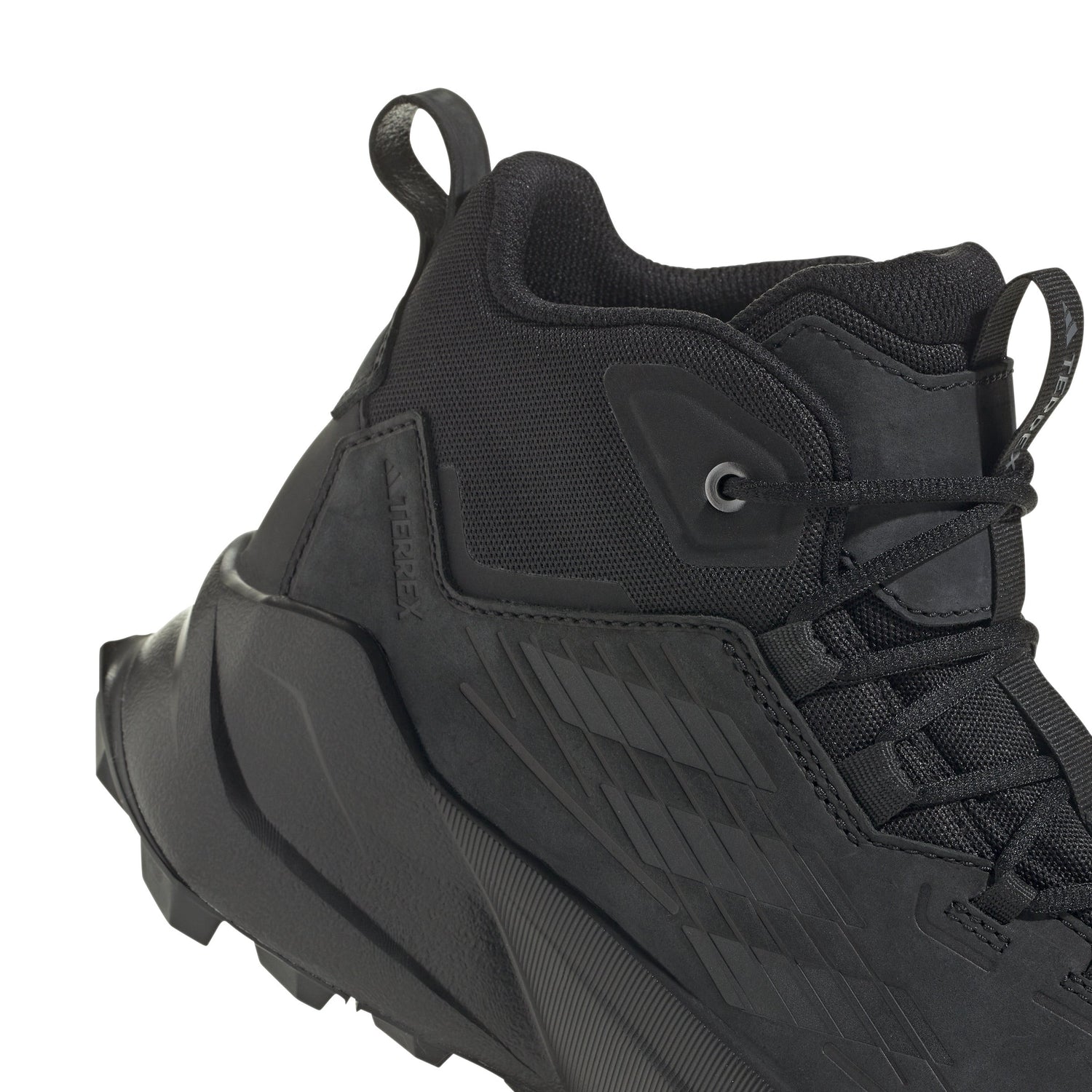 Adidas Terrex Trailmaker 2.0 Womens Leather Hiking Shoes – Durable, Supportive Footwear for All Terrain
