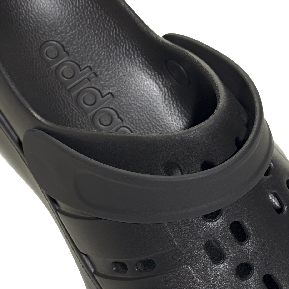 adidas Adilette Platform Women�� Clog - Elevated Comfort and Iconic Style