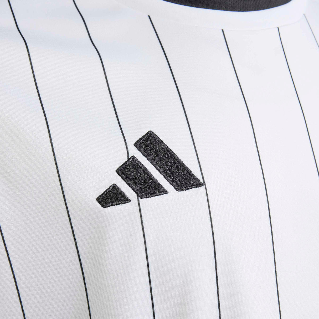 adidas Kids' Unisex Entrada 26 Graphic Soccer Jersey – Breathable ClimaCool
