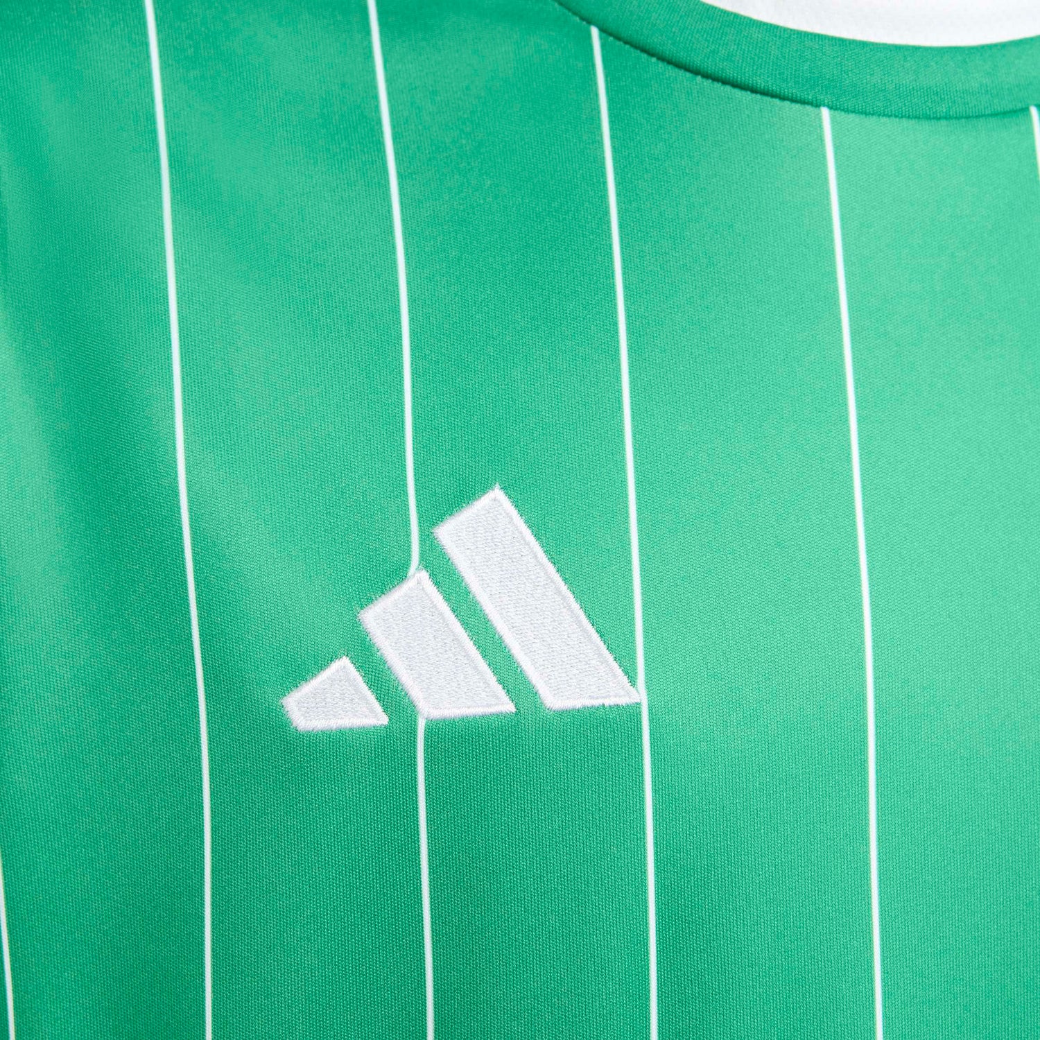 adidas Kids' Unisex Entrada 26 Graphic Soccer Jersey – Breathable ClimaCool