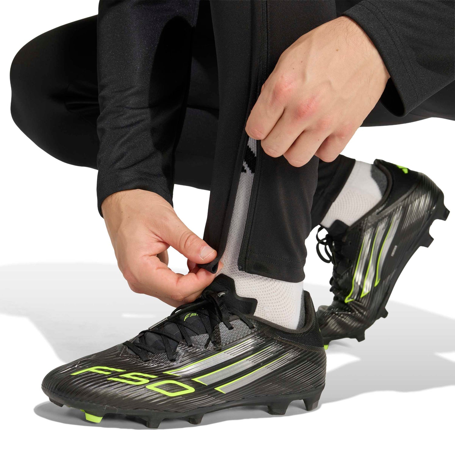 adidas Mens Entrada 26 Tracksuit Pants – ClimaCool Breathability for Soccer