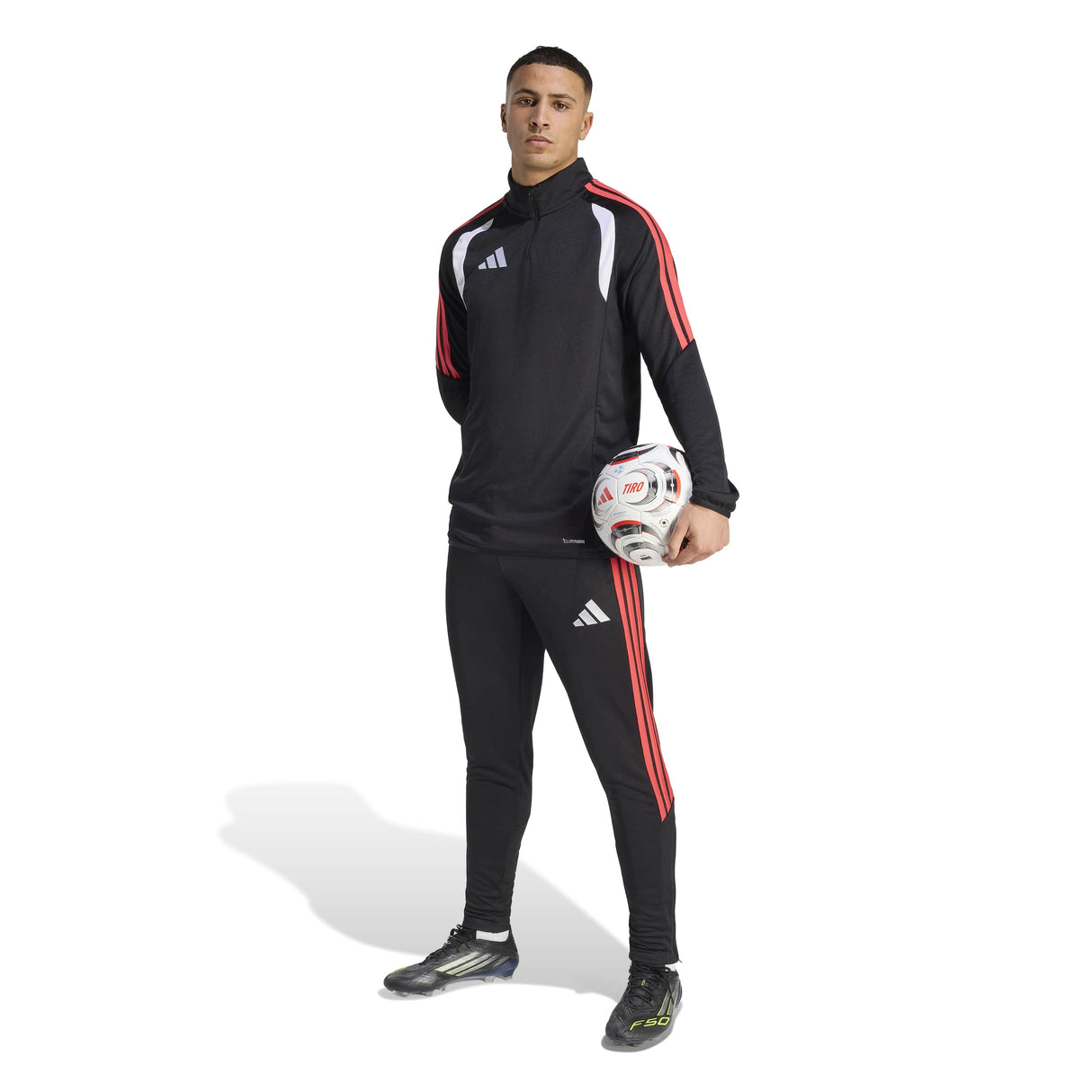 adidas Men's Tiro 26 League Soccer Pants - Breathable Comfort for the Pitch