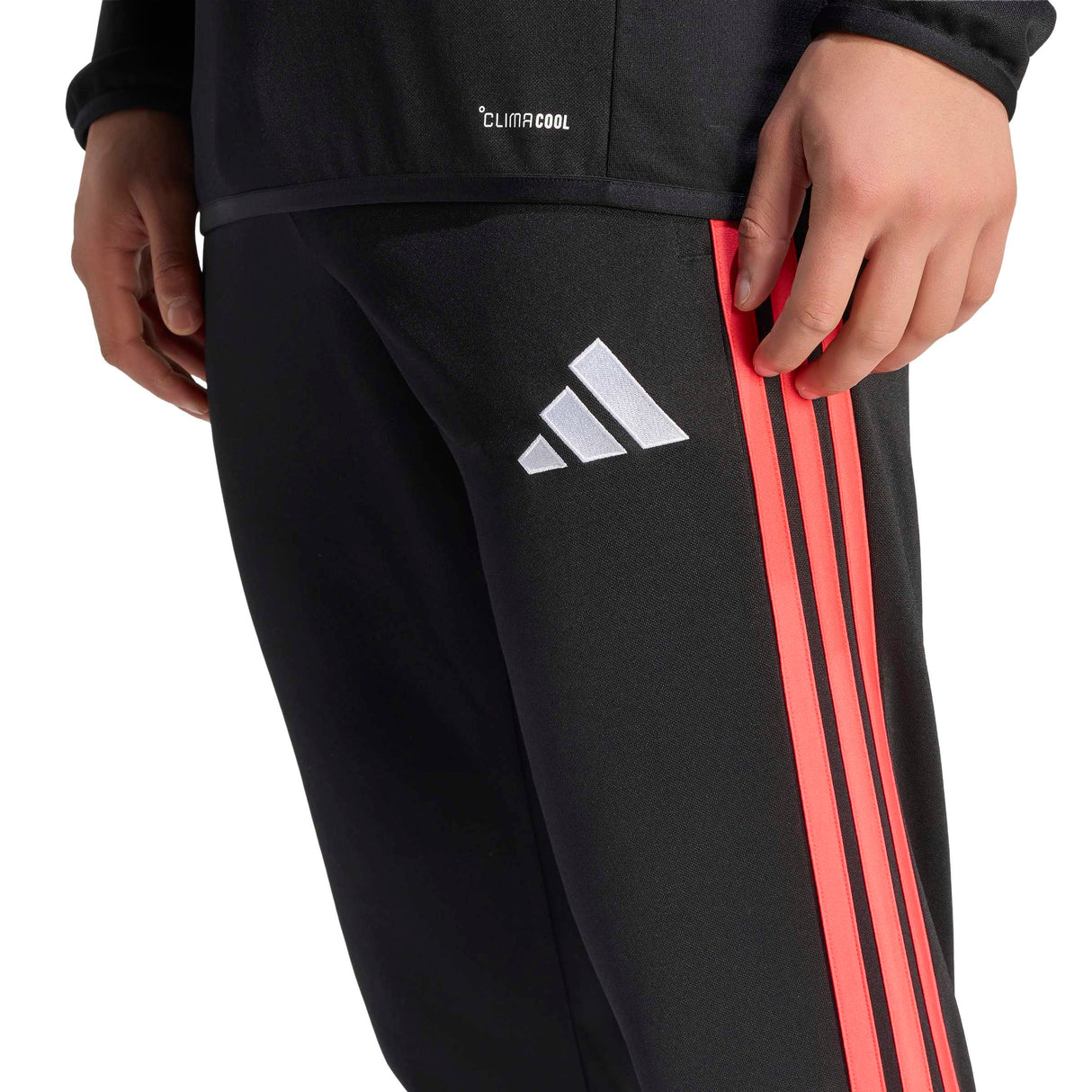 adidas Men's Tiro 26 League Soccer Pants - Breathable Comfort for the Pitch
