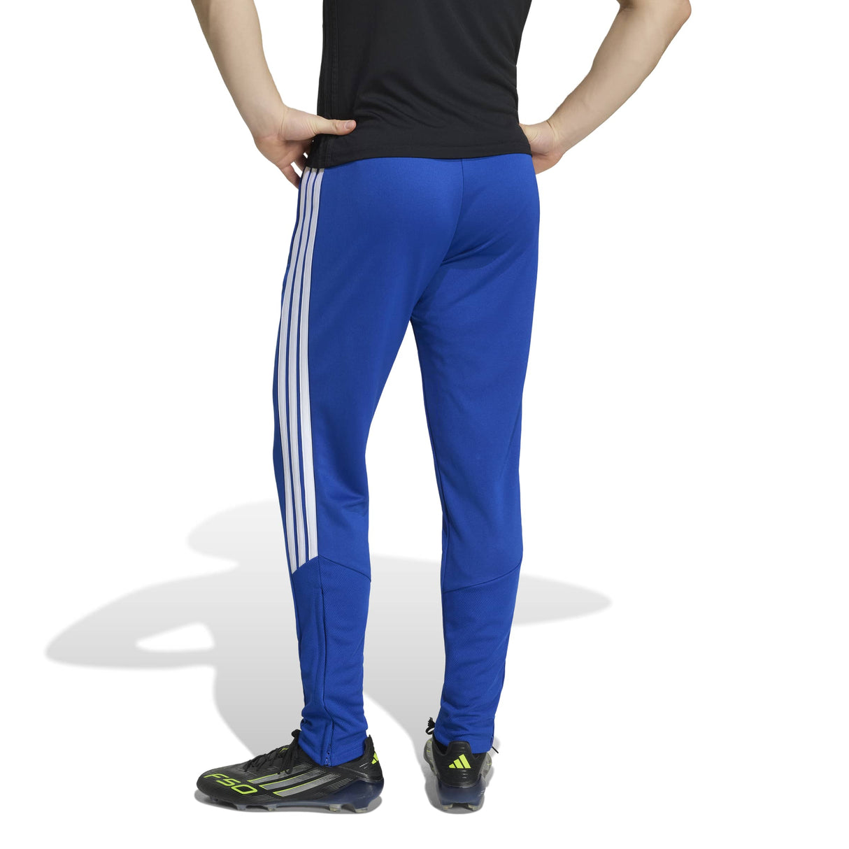 adidas Men's Tiro 26 League Soccer Pants - Breathable Comfort for the Pitch