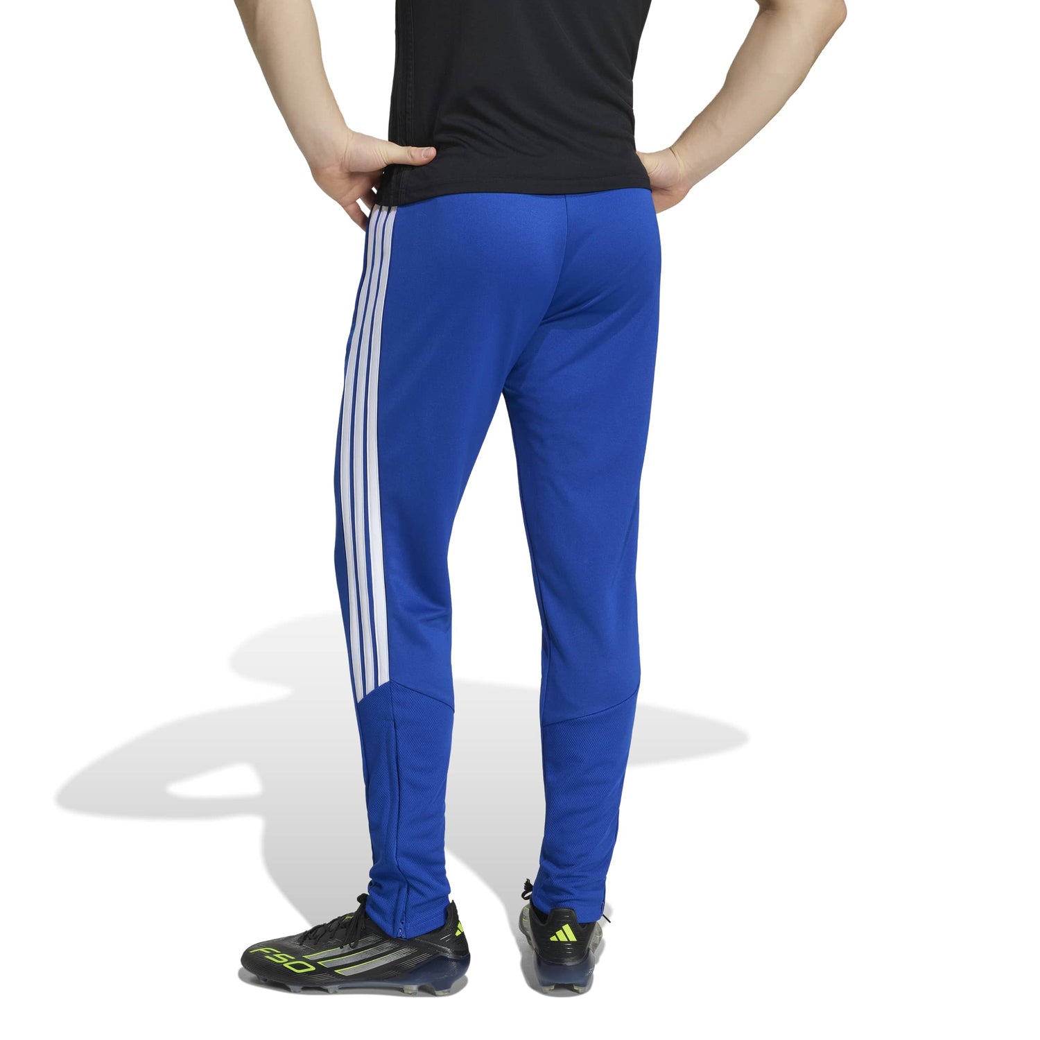 adidas Men's Tiro 26 League Soccer Pants - Breathable Comfort for the Pitch