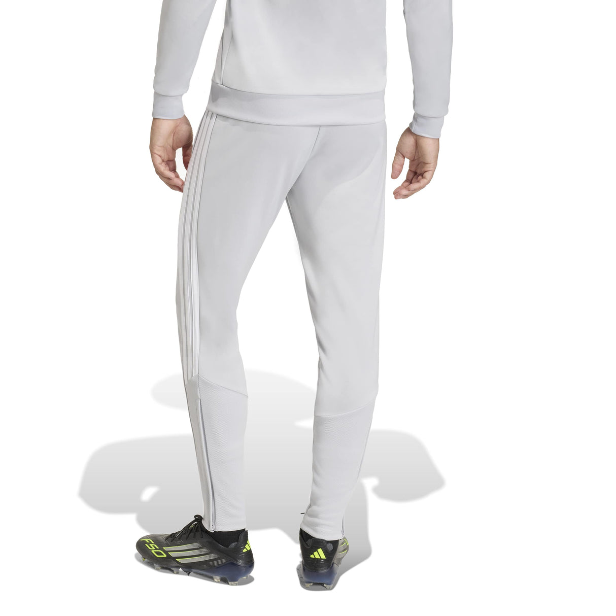 adidas Men's Tiro 26 League Soccer Pants - Breathable Comfort for the Pitch