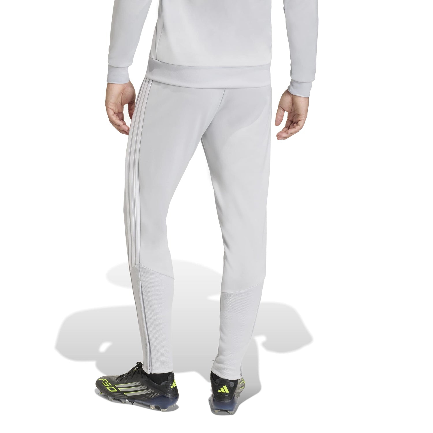 adidas Men's Tiro 26 League Soccer Pants - Breathable Comfort for the Pitch