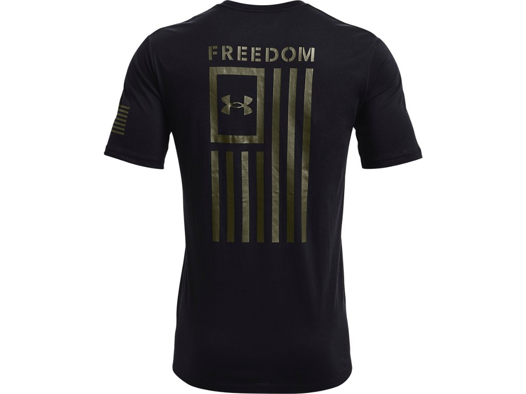 Under Armour Mens Freedom Flag T-Shirt - Quick-Drying Cotton Blend