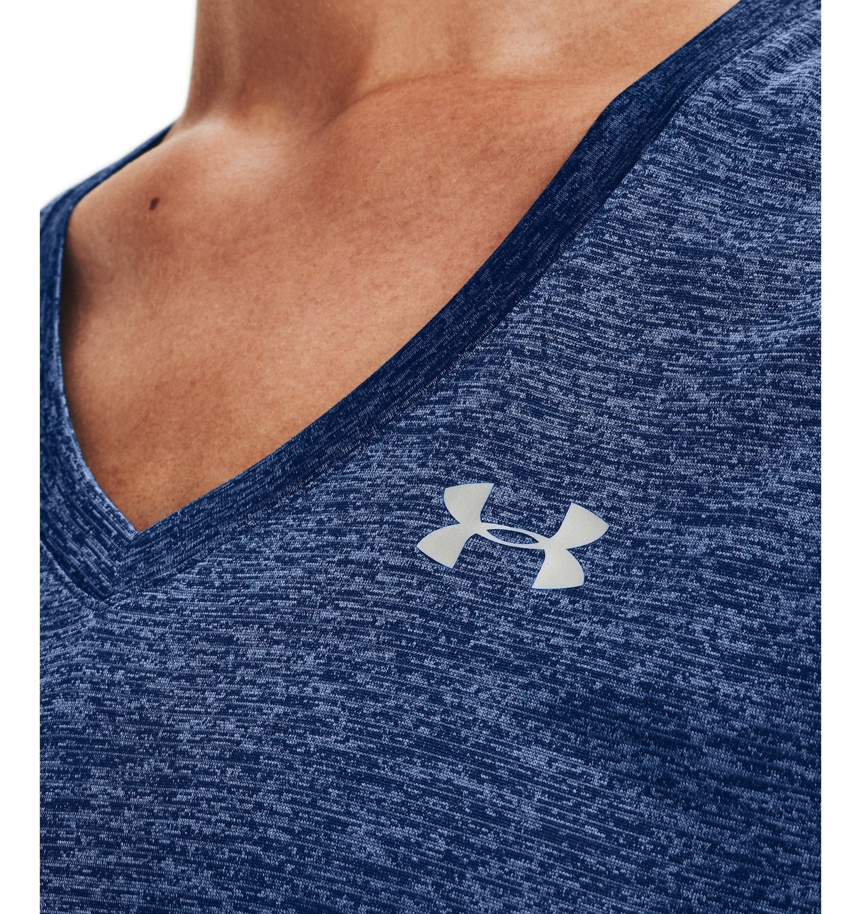 Under Armour Womens Tech Twist V-Neck Short Sleeve Shirt - Quick-Drying and Ultra-Soft