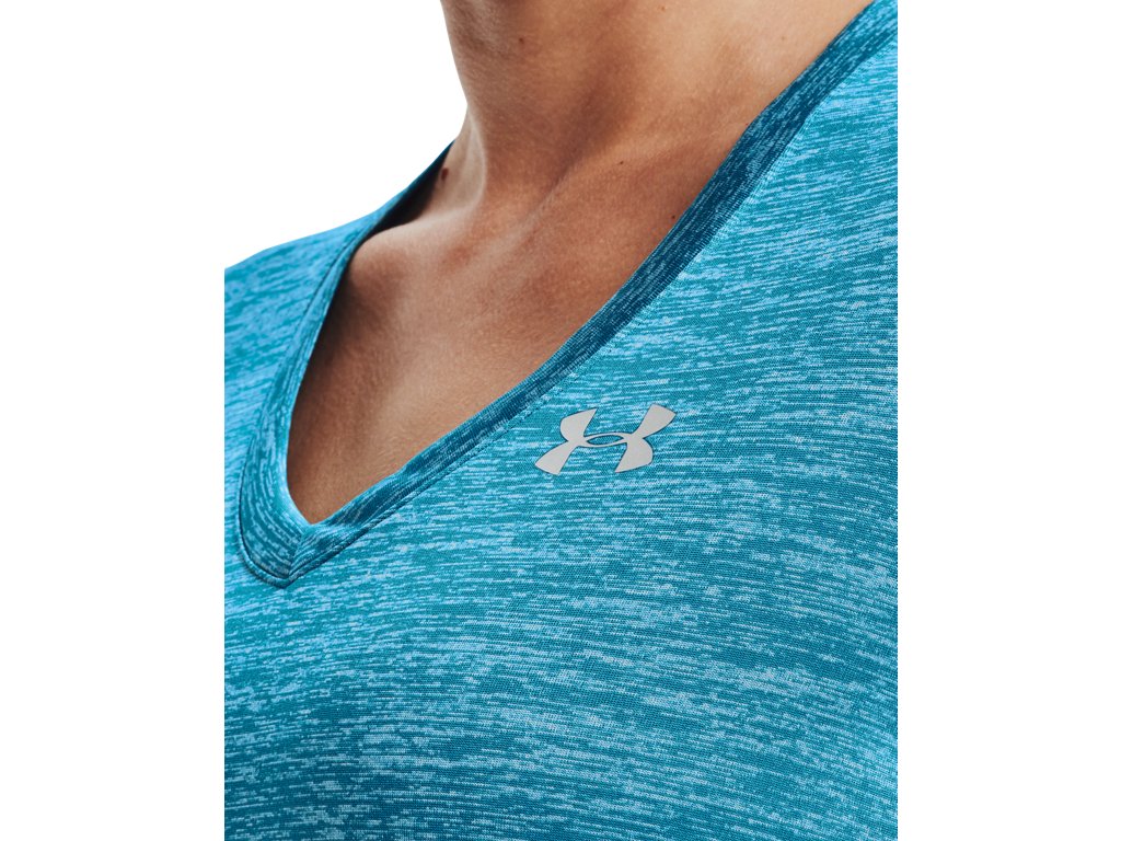 Under Armour Womens Tech Twist V-Neck Short Sleeve Shirt - Quick-Drying and Ultra-Soft