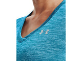 Under Armour Womens Tech Twist V-Neck Short Sleeve Shirt - Quick-Drying and Ultra-Soft