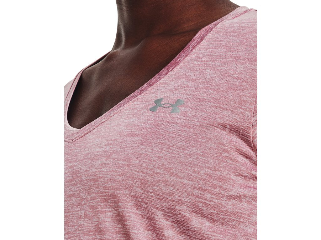 Under Armour Womens Tech Twist V-Neck Short Sleeve Shirt - Quick-Drying and Ultra-Soft