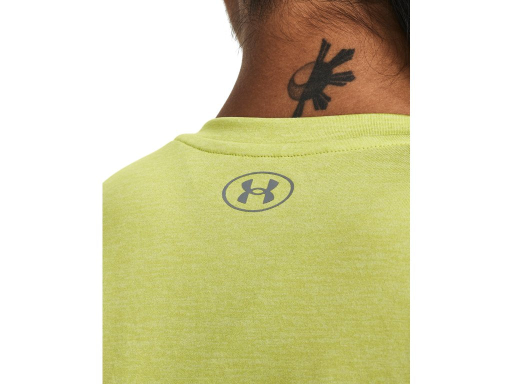 Under Armour Womens Tech Twist V-Neck Short Sleeve Shirt - Quick-Drying and Ultra-Soft