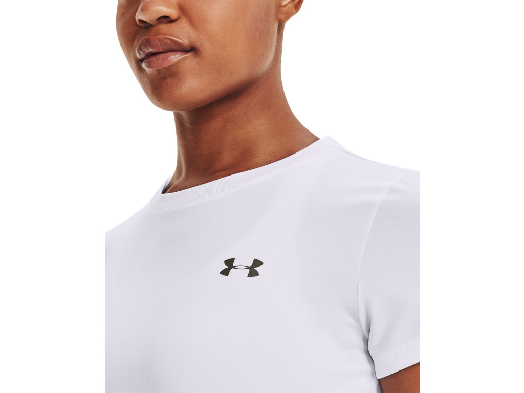 Under Armour Unisex Tech Apparel - Chest Measurement Feature